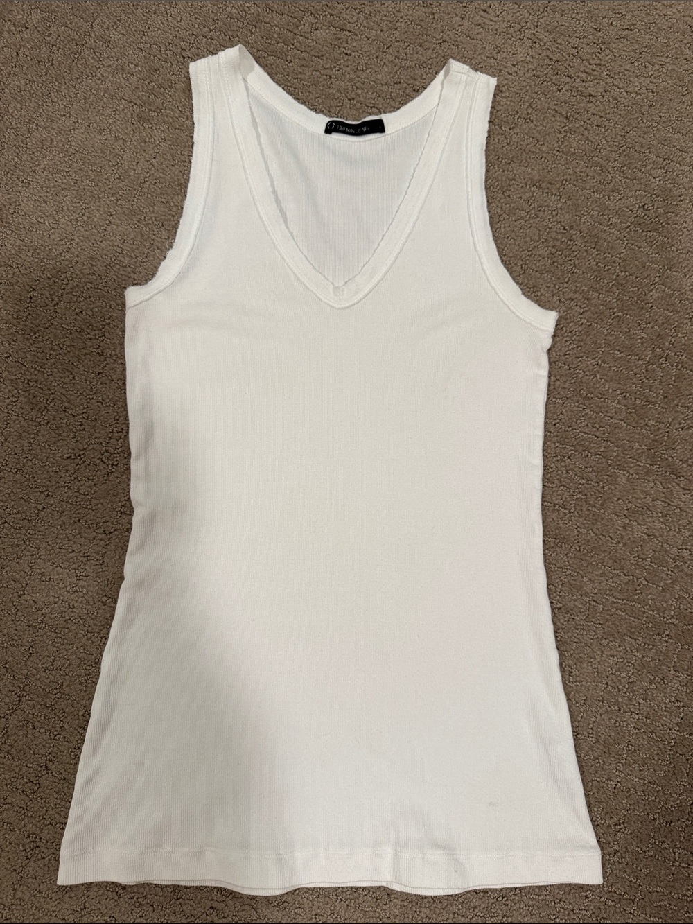 Crown Jewel USA Small Classic White V-Neck Tank Top - Women